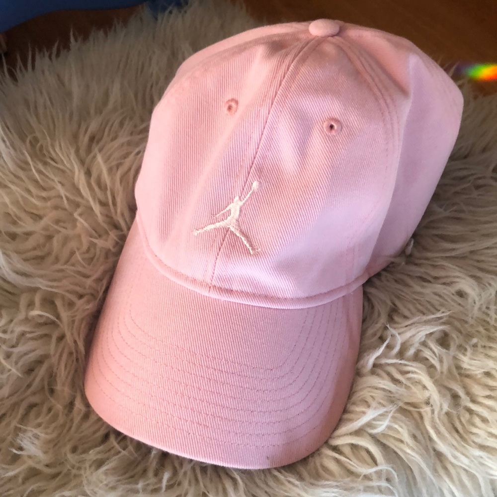 Jordan Brand Heritage86 Washed Adjustable Hat - Pink